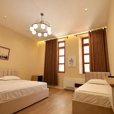 Dynasty - Boutique Szálloda 4*