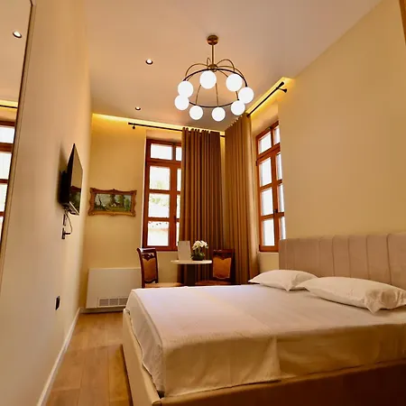 Hotel Dynasty - Boutique Shkodër