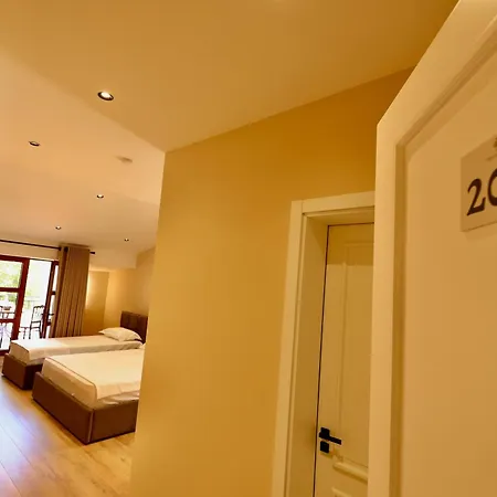 Hotel Dynasty - Boutique 4*